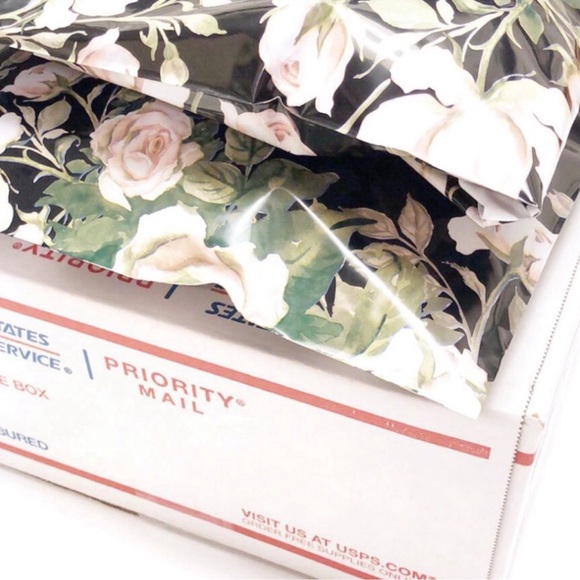 Follow me on Instagram! - Picture 3 of 11